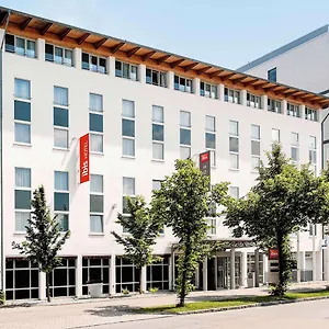 2* Hotel Ibis Muenchen Garching